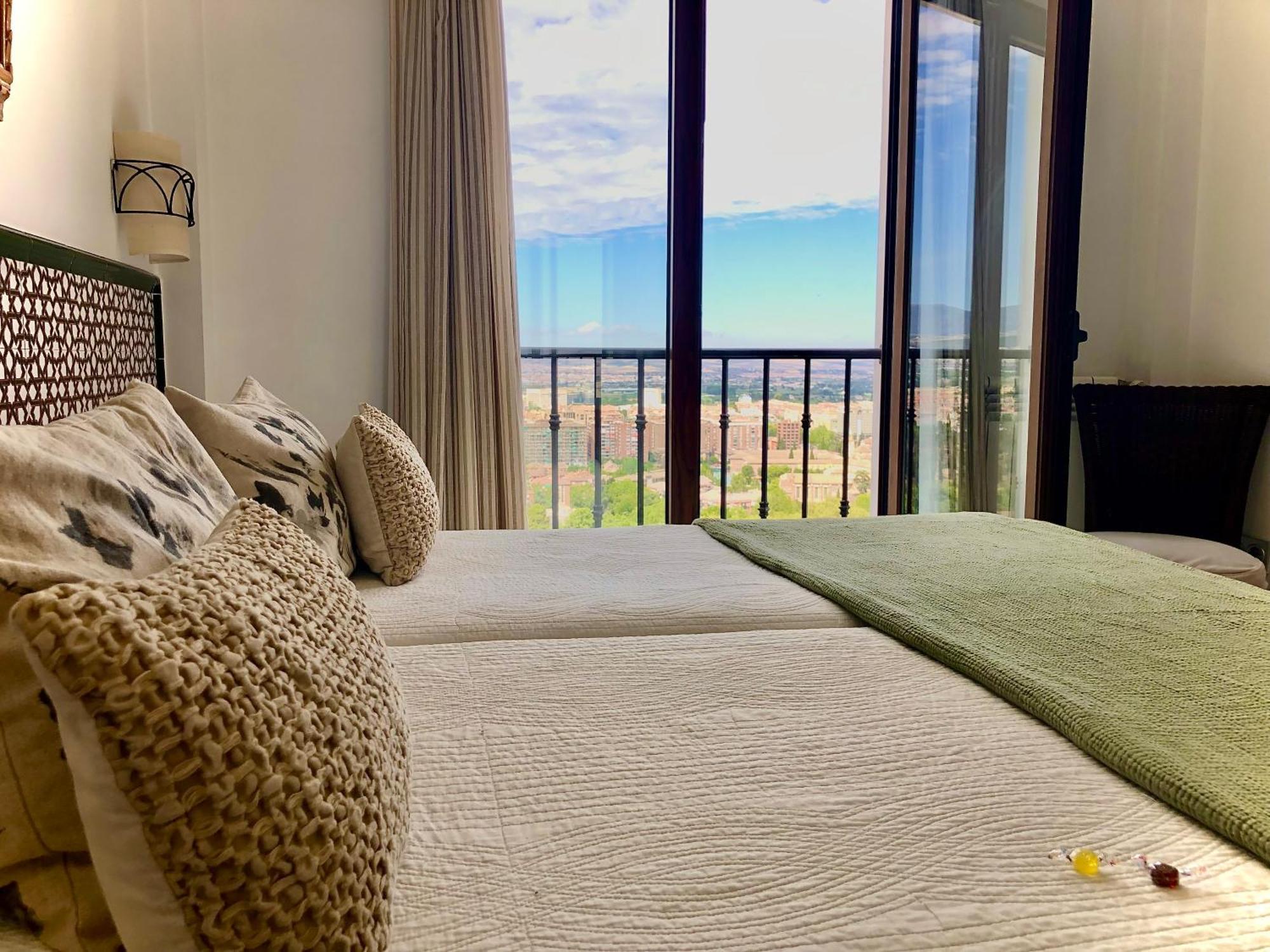 Hotel Mirador Arabeluj Granada Bagian luar foto