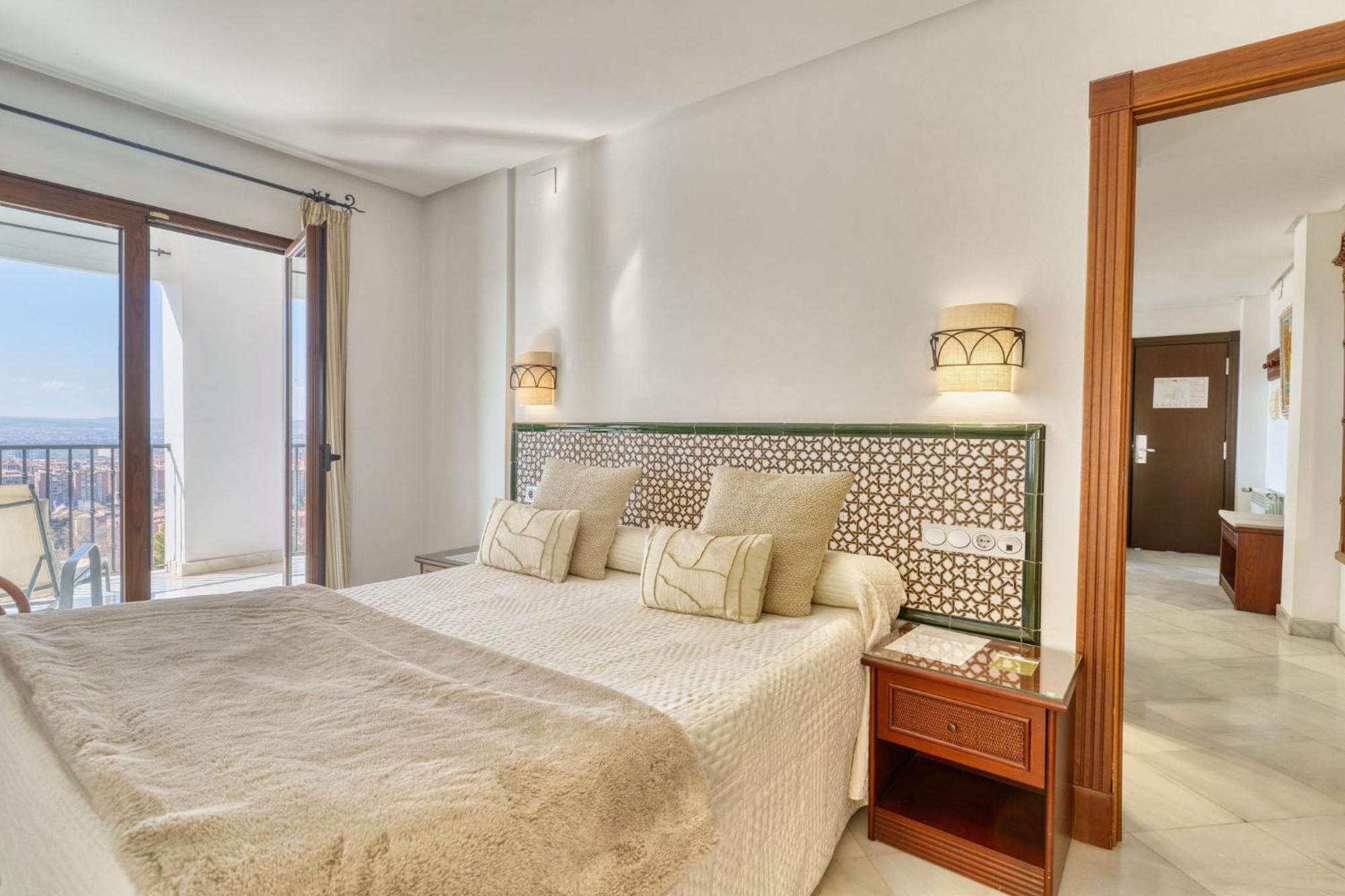 Hotel Mirador Arabeluj Granada Bagian luar foto