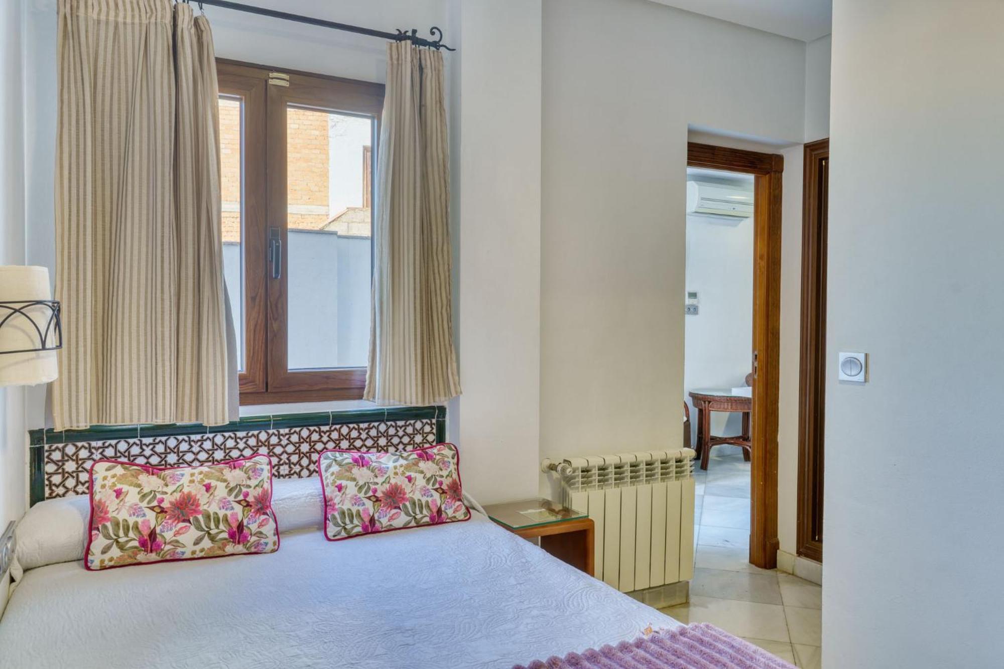Hotel Mirador Arabeluj Granada Bagian luar foto